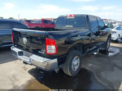2022 RAM 2500 Tradesman 4x4 6'4 Box VIN 3C6UR5CL0NG369364 фото 4