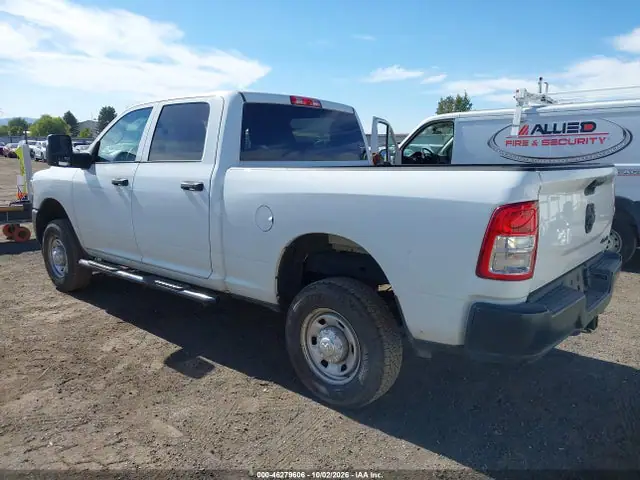 3C6UR5CJXRG282169 — 2024 RAM 2500 Tradesman 4X4 6'4 Box, фото 3 с аукциона IAAI 14.10.2026, Естественный износ