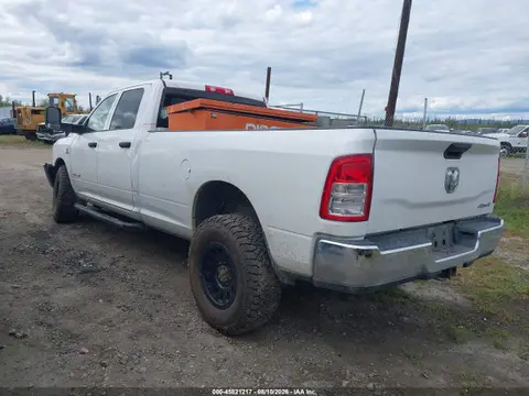 2019 RAM 2500 Tradesman 4x4 8' Box VIN 3C6UR5HL7KG682335 фото 3