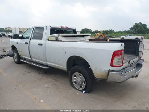 2021 RAM 2500 Tradesman 4x4 8' Box VIN 3C6UR5HJ3MG633036 фото 3