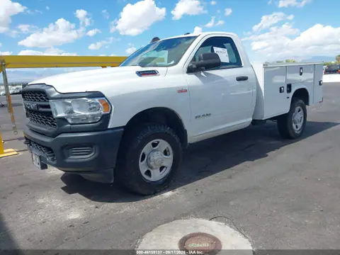 2021 RAM 2500 Tradesman 4x4 8' Box VIN 3C7WR5AJ0MG677025 фото 2