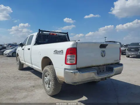 2022 RAM 2500 Tradesman VIN 3C6UR5HJ2NG438353 фото 3