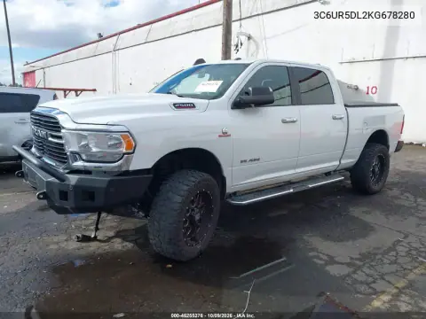 2019 Ram 2500 Big Horn 4X4 6'4 Box VIN 3C6UR5DL2KG678280 фото 3