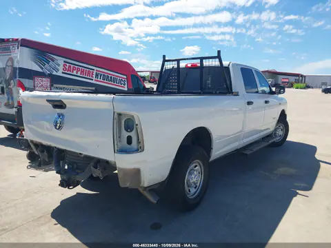 2020 Ram 2500 Tradesman 4X2 8' Box VIN 3C6UR4HJ1LG120666 фото 5