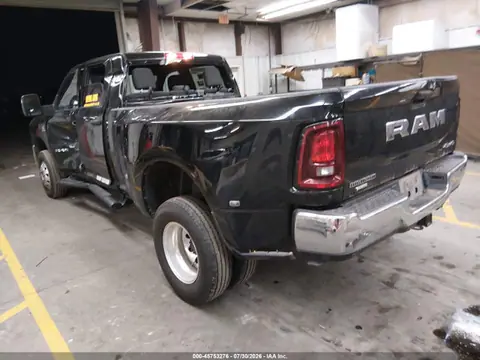 2025 RAM 3500 Big Horn 4x4 8' Box VIN 3C63RRHL6SG506590 фото 3