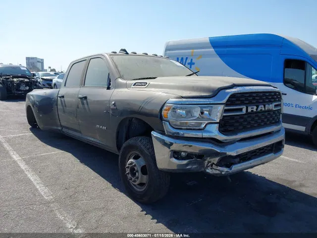 2023 RAM 3500 Big Horn VIN 3C63RRHL4PG542205 фото 1