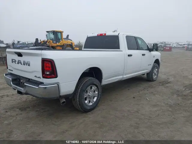 3C63R3HL1TG310927 — 2026 RAM 3500 Big Horn, фото 4 с аукциона IAAI 14.10.2026, Задняя часть