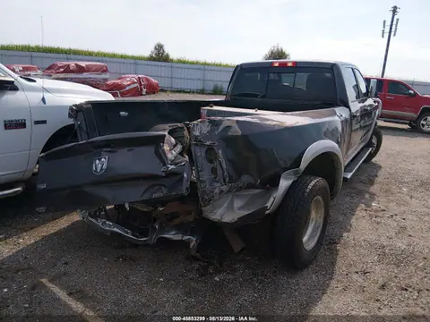 2018 RAM 3500 Laramie 4x4 8' Box VIN 3C63RRJL5JG271611 фото 4