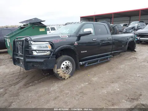 2019 RAM 3500 Laramie 4x4 8' Box VIN 3C63RRJL2KG576016 фото 2