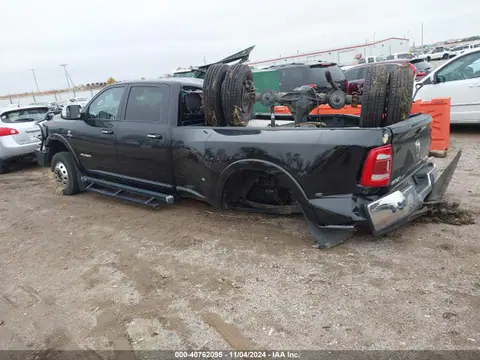 2019 RAM 3500 Laramie 4x4 8' Box VIN 3C63RRJL2KG576016 фото 3