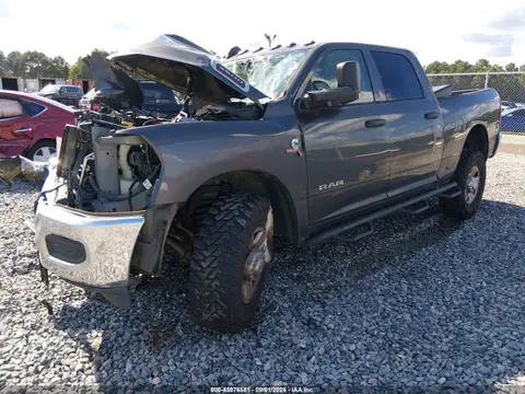 2020 RAM 3500 Tradesman 4x4 6'4 Box VIN 3C63R3CL7LG307439 фото 2