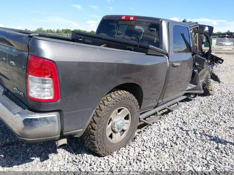 2020 RAM 3500 Tradesman 4x4 6'4 Box VIN 3C63R3CL7LG307439 фото 4