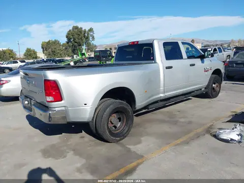 2017 RAM 3500 Tradesman 4x4 8' Box VIN 3C63RRGL0HG776229 фото 4