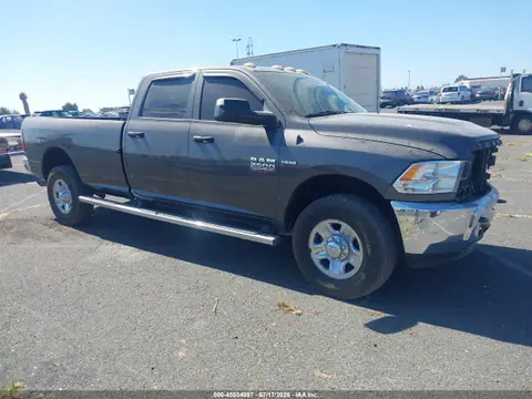 3C63R3GJ4EG226555 — 2014 RAM 3500 Tradesman, Передняя часть (Front End), фото до ремонта