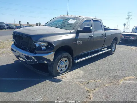 2014 RAM 3500 Tradesman VIN 3C63R3GJ4EG226555 фото 2
