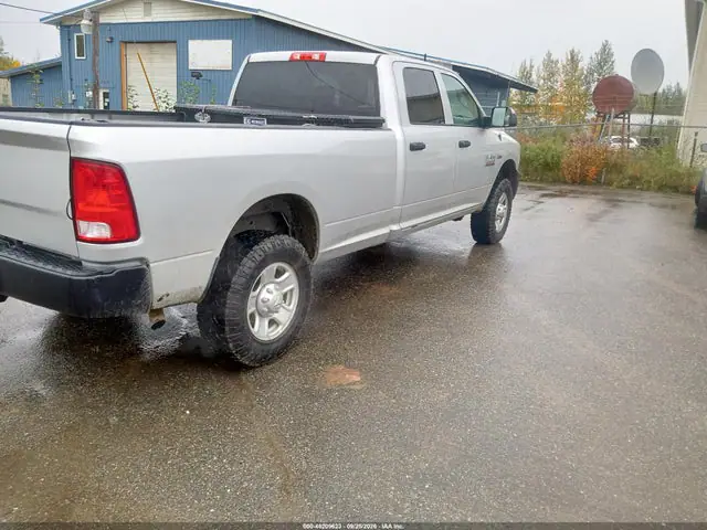 3C63R3GT4GG355237 — 2016 RAM 3500 Tradesman, фото 4 с аукциона IAAI 13.10.2026, Естественный износ