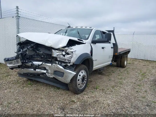 3C7WRNFL7NG303751 — 2022 RAM 5500 Chassis Tradesman/SLT/Laramie/Limited, фото 2 с аукциона IAAI 14.10.2026, Передняя часть