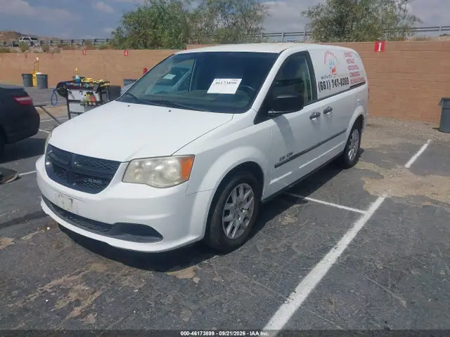 2C4RRGAG0ER323933 — 2014 RAM Cargo Tradesman, фото 2 с аукциона IAAI 14.10.2026, Естественный износ