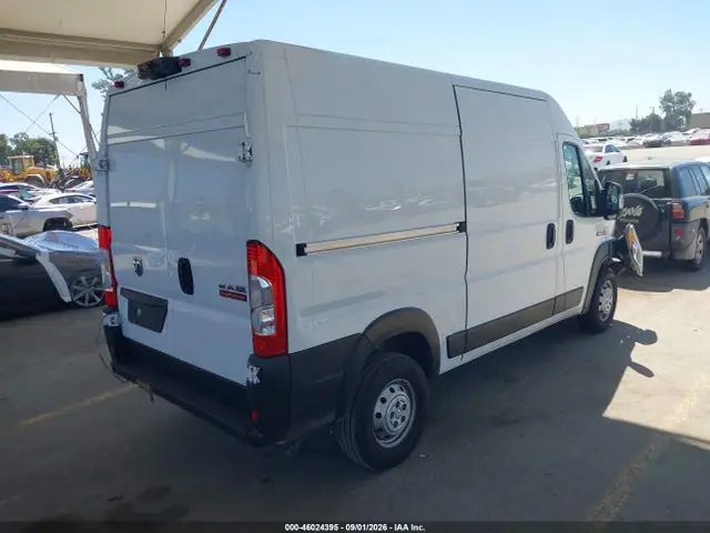 3C6LRVBG5NE102328 — 2022 RAM Promaster 1500 High Roof 136 Wb, фото 4 с аукциона IAAI 14.10.2026, Передняя часть
