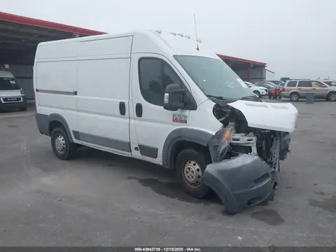 3C6TRVBG1EE102164 — 2014 RAM Promaster 1500, Передняя часть (Front & Rear), фото до ремонта