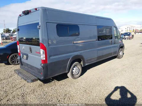 2020 RAM Promaster Cargo Van High Roof VIN 3C6URVJG2LE106923 фото 4