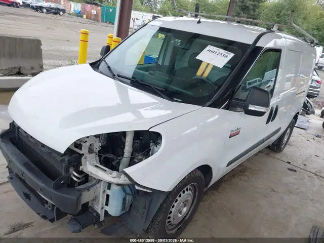 ZFBERFAT9F6A47207 — 2015 RAM Promaster City Tradesman, фото 2 с аукциона IAAI 30.09.2026, Передняя и задняя части