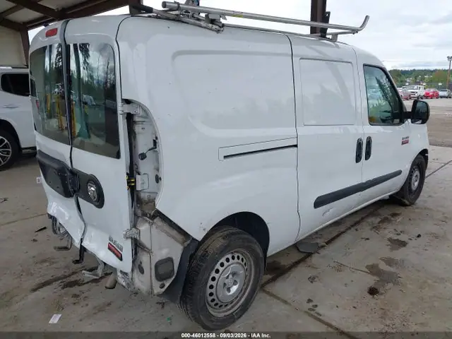 ZFBERFAT9F6A47207 — 2015 RAM Promaster City Tradesman, фото 4 с аукциона IAAI 30.09.2026, Передняя и задняя части