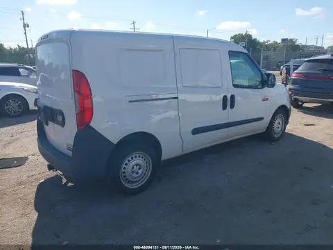 2017 RAM Promaster City Tradesman VIN ZFBERFAB7H6F96916 фото 4