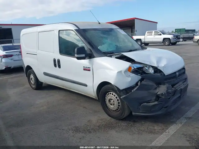 ZFBERFAB9H6D58663 — 2017 RAM Promaster City Tradesman, Передняя часть (Front End), фото до ремонта