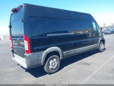 2018 RAM Promaster High Roof VIN 3C6TRVDG5JE107942 фото 4