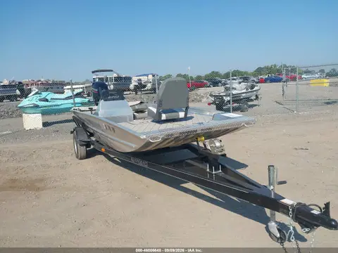 AWLC7474E424 — 2025 Rivercraft Bt, Пресная вода (Fresh Water), фото до ремонта