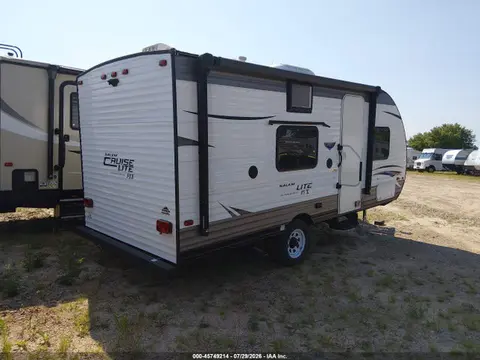 2018 Salem Other VIN 4X4TSMU16JY001166 фото 4