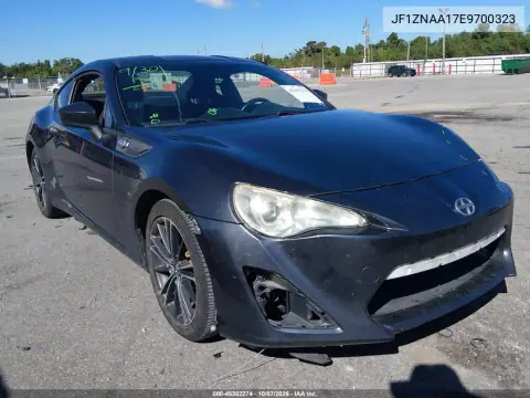 JF1ZNAA17E9700323 — 2014 Scion FR-S, Передний левый, фото до ремонта