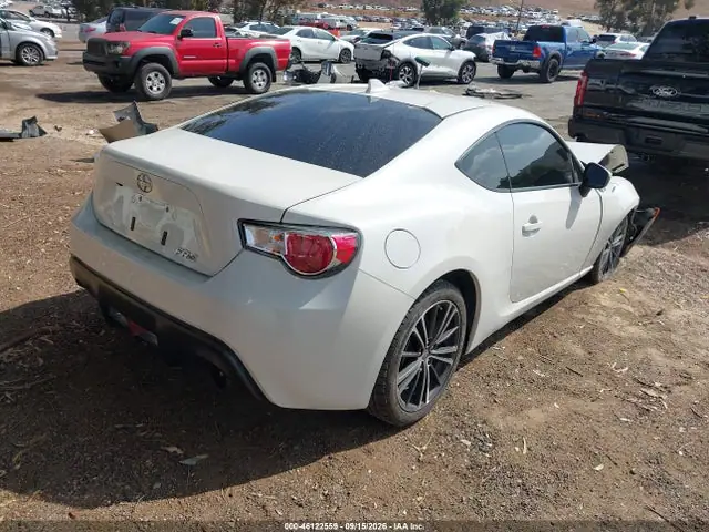 JF1ZNAA12G9707764 — 2016 Scion FR-S, фото 4 с аукциона IAAI 06.10.2026, Передняя часть