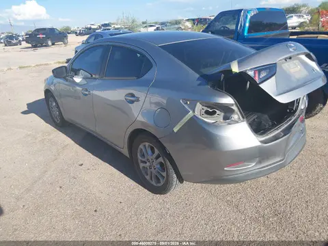 2016 Scion IA VIN 3MYDLBZV6GY105419 фото 3
