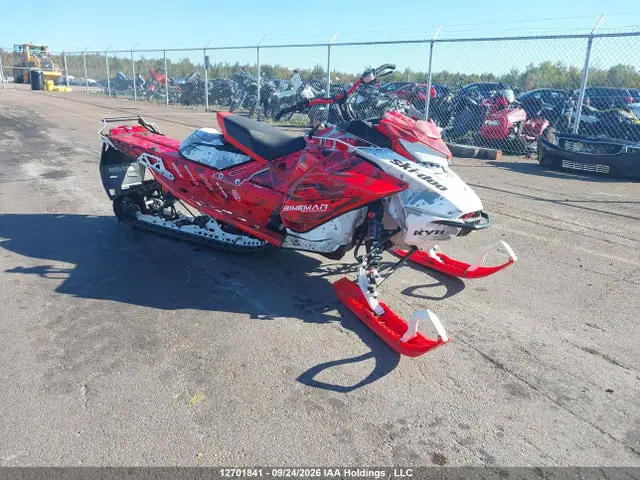 2BPSUYLJ8LV000118 — 2020 Skidoo Backcountry X-RS 850 Rer, Передняя часть (Front), фото до ремонта