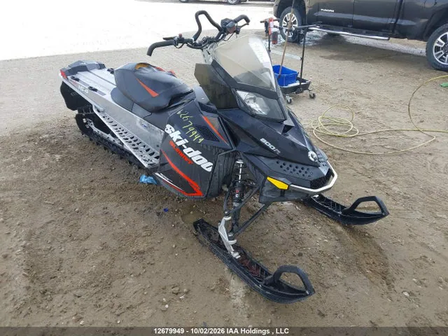 2015 Skidoo Summit VIN 2BPSCBFAXFV000069 фото 1