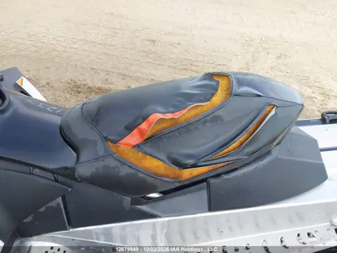 2015 Skidoo Summit VIN 2BPSCBFAXFV000069 фото 6