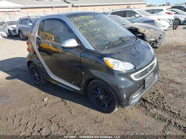 WMEEJ9AAXEK790581 — 2014 Smart Fortwo Electric Drive Passion, Возможна механическая неисправность (Possible Mech.), фото до ремонта