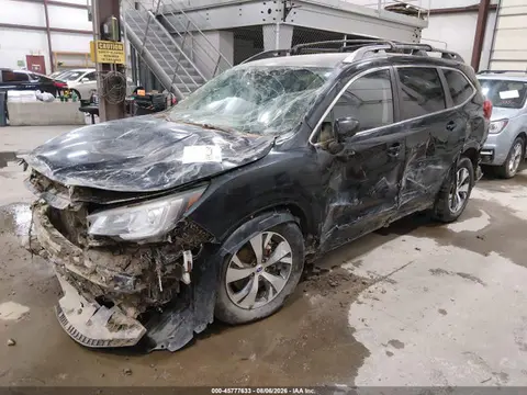 2019 Subaru Ascent Premium VIN 4S4WMACD7K3433413 фото 2
