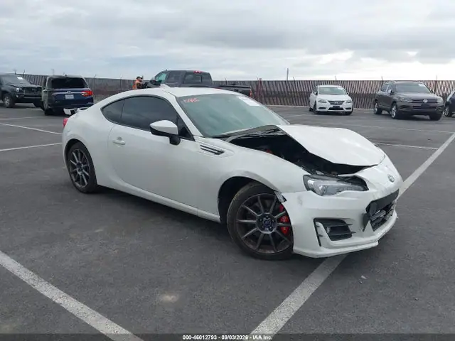 JF1ZCAC13H9606172 — 2017 Subaru Brz Limited, Ходовая часть (Undercarriage), фото до ремонта
