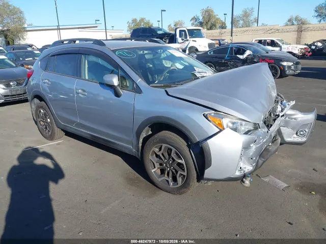 2017 Subaru Crosstrek 2.0i Premium VIN JF2GPADCXH8260750 фото 1