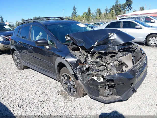 JF2GTADC6JH320184 — 2018 Subaru Crosstrek 2.0I Premium, Передняя часть (Front End), фото до ремонта