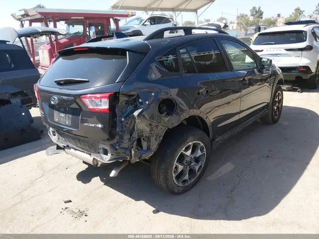 JF2GTABC1JH255196 — 2018 Subaru Crosstrek 2.0I Premium, фото 4 с аукциона IAAI 30.09.2026, Передняя и задняя части