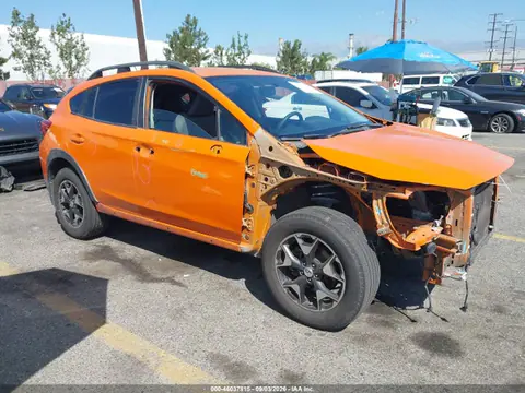 JF2GTAAC1JH241025 — 2018 Subaru Crosstrek 2.0I, Передняя часть (Front End), фото до ремонта