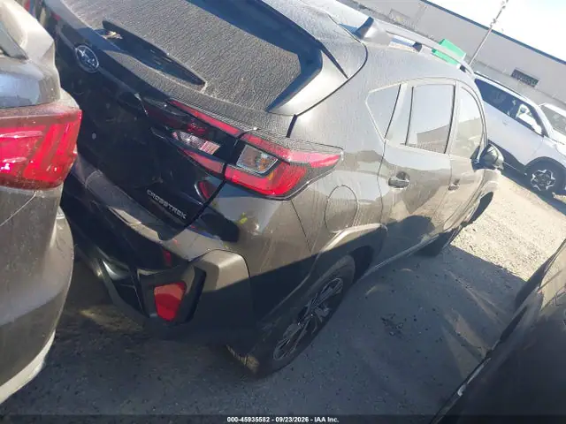 JF2GUHDC6S8344895 — 2025 Subaru Crosstrek Premium, фото 4 с аукциона IAAI 30.09.2026, Left & Right Side
