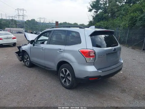 2017 Subaru Forester 2.5i Limited VIN JF2SJAJC0HH405035 фото 3