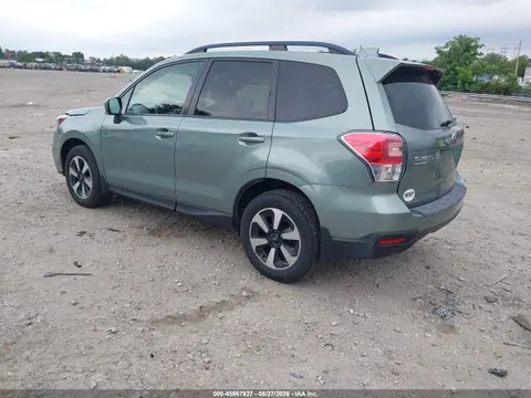 2018 Subaru Forester 2.5i Premium VIN JF2SJAEC3JH617377 фото 3