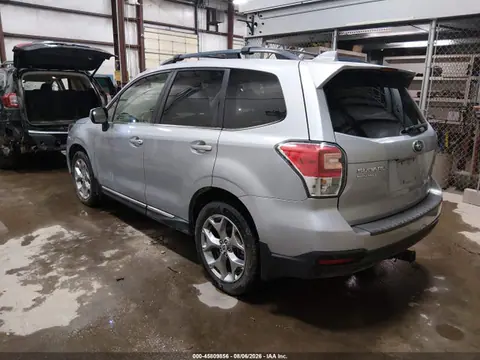 2017 Subaru Forester 2.5i Touring VIN JF2SJAWC3HH429788 фото 3