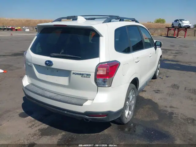 JF2SJAWC5HH465143 — 2017 Subaru Forester 2.5I Touring, фото 4 с аукциона IAAI 14.10.2026, Передняя часть